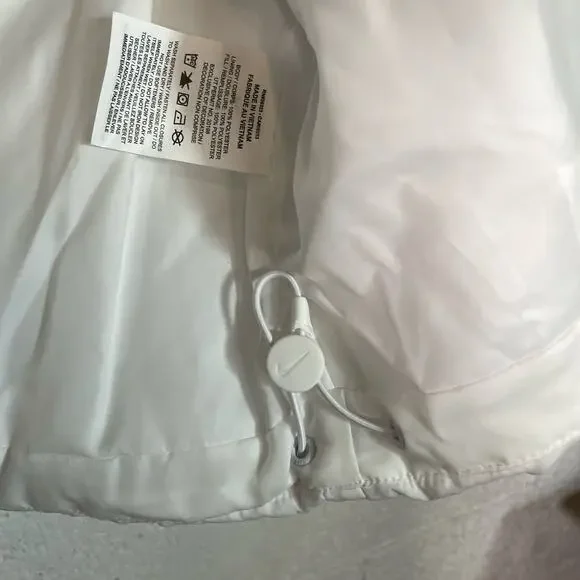 Nike Woman's Water Repellent Therma-FIT Loose Puffer Vest White Large - Picture 6 of 8